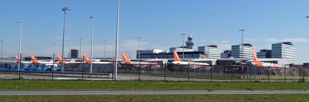 easyJet grounded PE