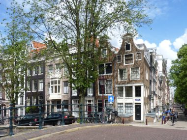 Grachtenhuizen
