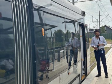 sneltram 25 Uithoorn